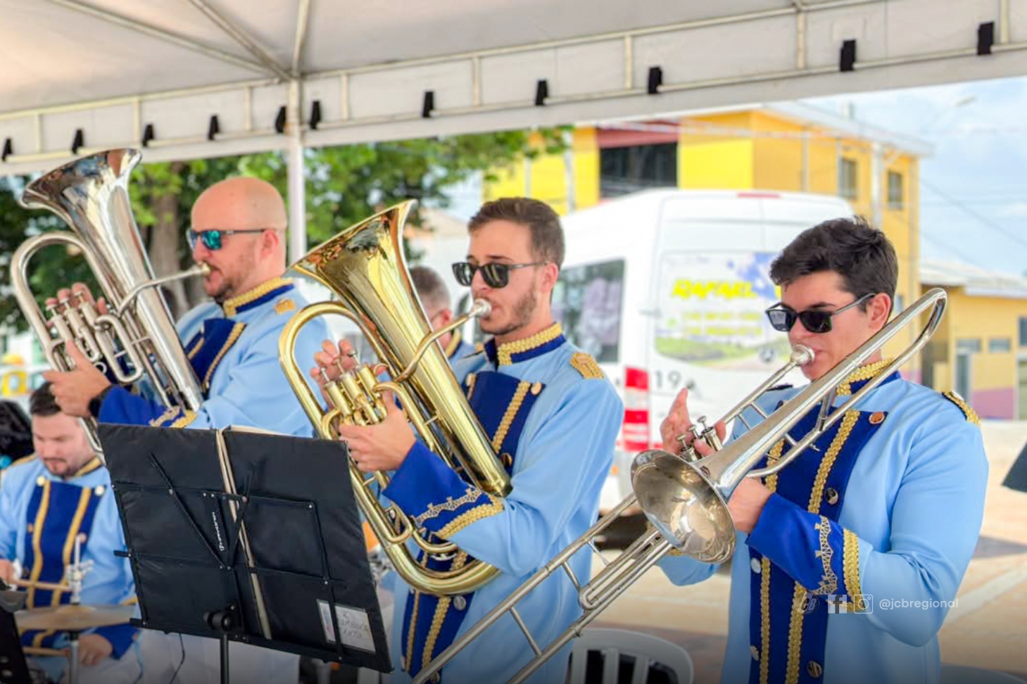 fotos_materias (site_white)jcb_banda_coreto (3).jpg